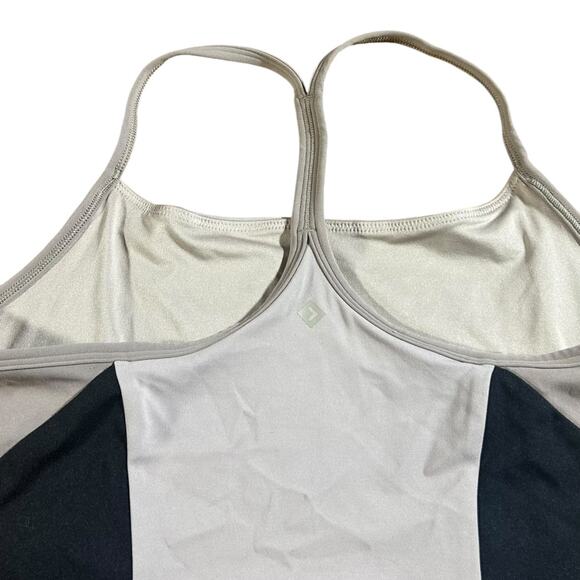 Abercrombie & Fitch Gray and Black Tank Top - Picture 3 of 4